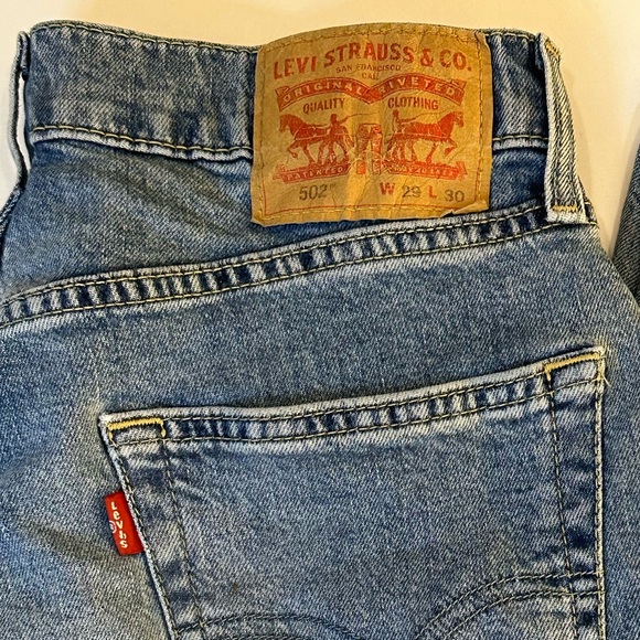 🌟HP🌟Levi’s 502 Taper Light Wash Denim Stretch Jeans 29 x 30 - Picture 2 of 11